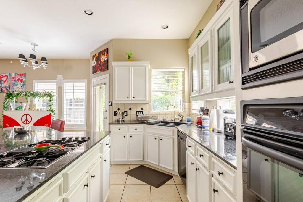Wanderlust Villa Near Galleria Mall هيوستن المظهر الخارجي الصورة